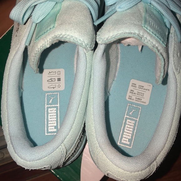 Grade School Puma Suede Clearwater Blue Size 6 Kids - Picture 3 of 5